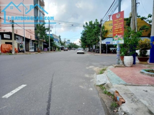 Chuyển chỗ ở cần bán-Nhà 1 Mê đẹp lung linh-Đường Phạm Hùng-Phú Thuỷ-Phan Thiết-138m2