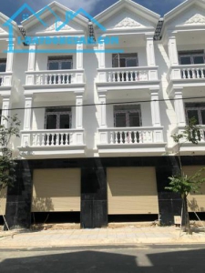 Chính chủ cần bán nhà mới trong khu compound An Phát - Trung tâm TP. Thuận An